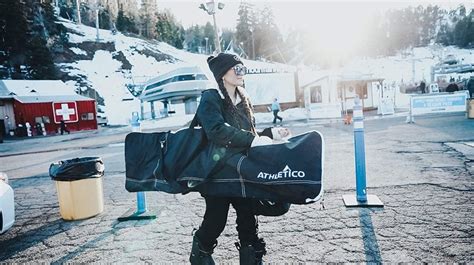 best snowboard bag 2022.